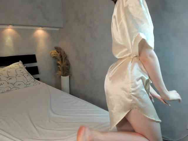 Camilla-Kelly webcam