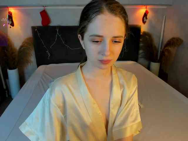 Camilla-Kelly webcam