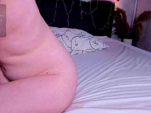 Camilla-Kelly webcam