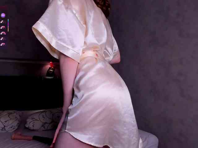 Camilla-Kelly webcam