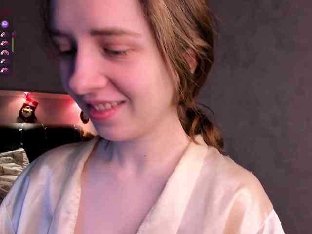 Camilla-Kelly webcam