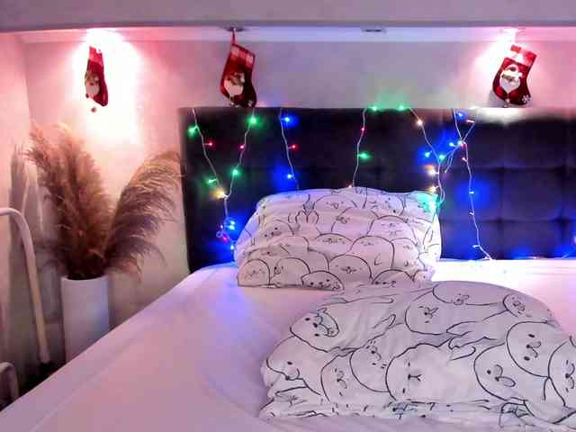 Camilla-Kelly webcam