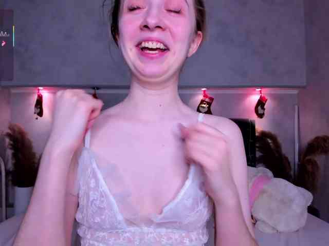 Camilla-Kelly webcam