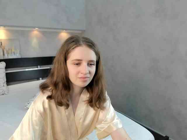 Camilla-Kelly webcam