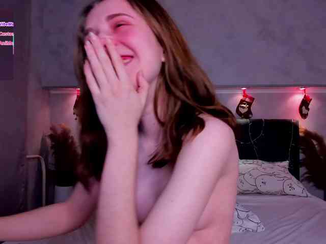 Camilla-Kelly webcam