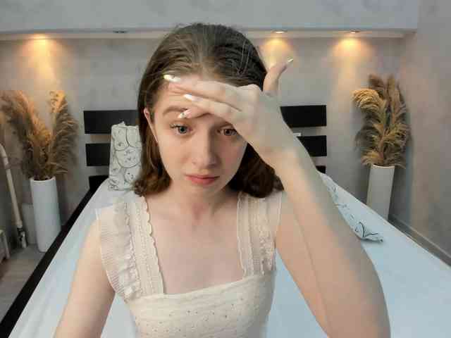 Camilla-Kelly Camilla-Kelly