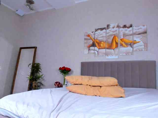 Camilla-Kelly Live Webcam on BongaCams