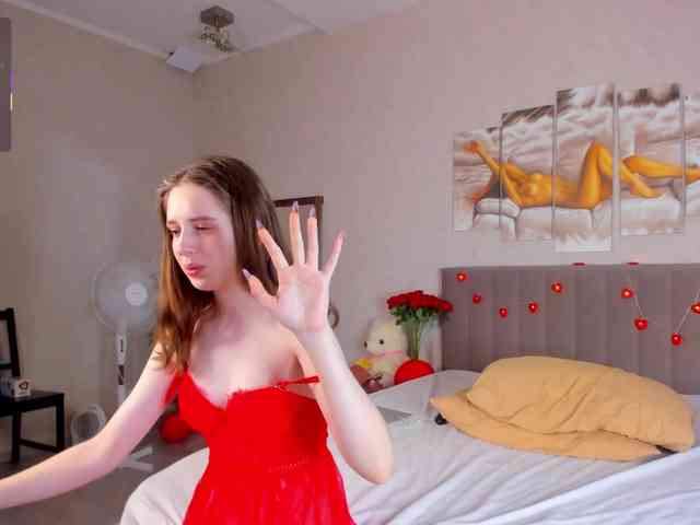 Camilla-Kelly webcam