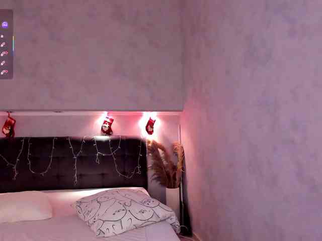 Camilla-Kelly webcam