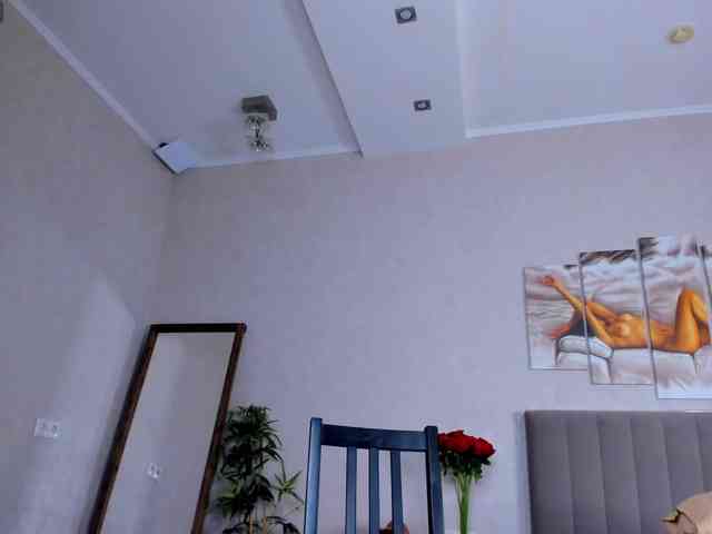 Camilla-Kelly webcam