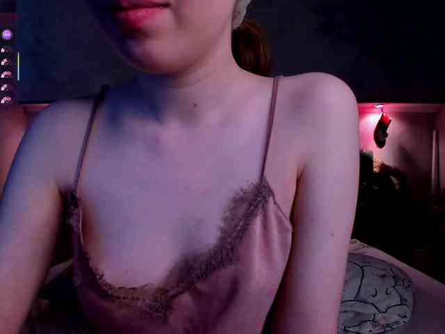 Camilla-Kelly webcam