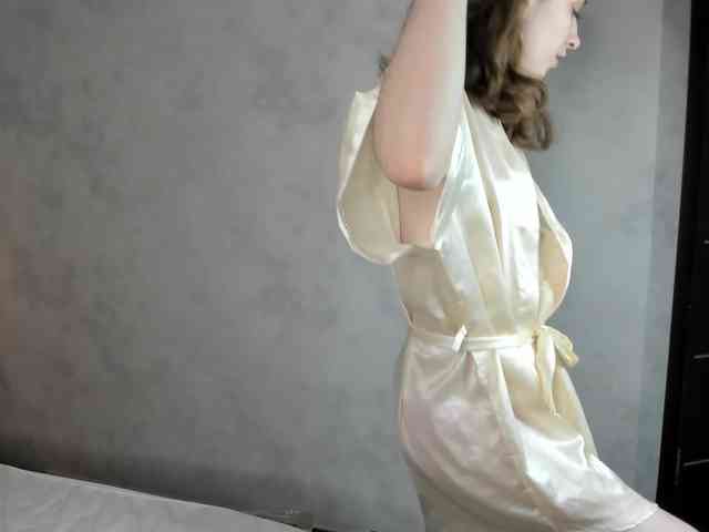 Camilla-Kelly webcam