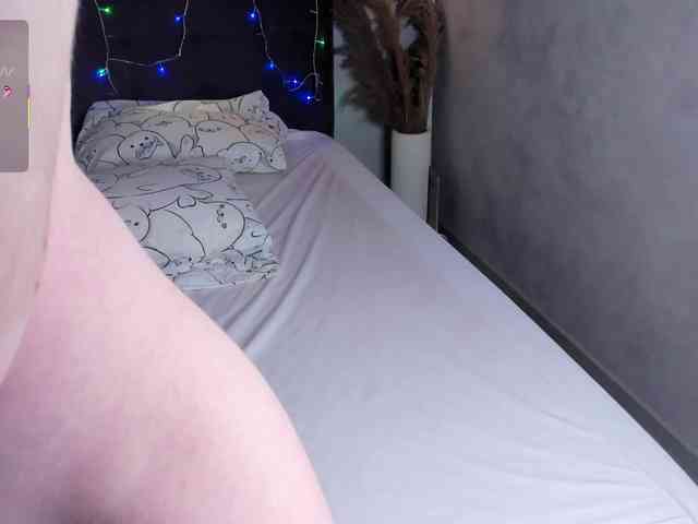 Camilla-Kelly Camilla-Kelly