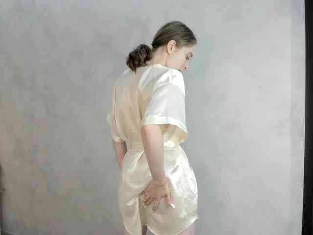 Camilla-Kelly webcam