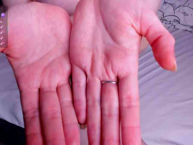 Camilla-Kelly webcam