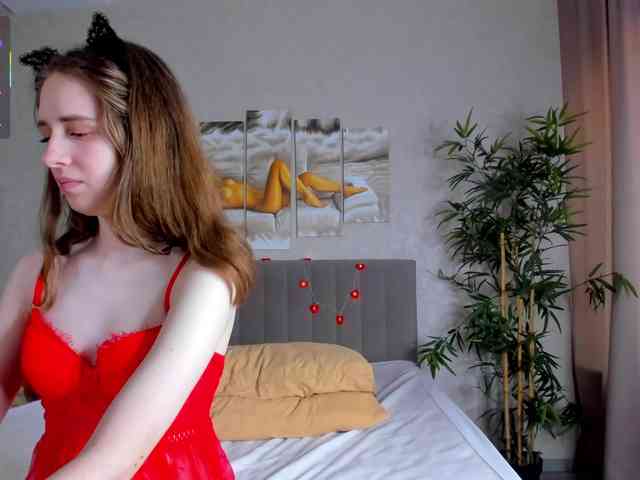 Camilla-Kelly webcam