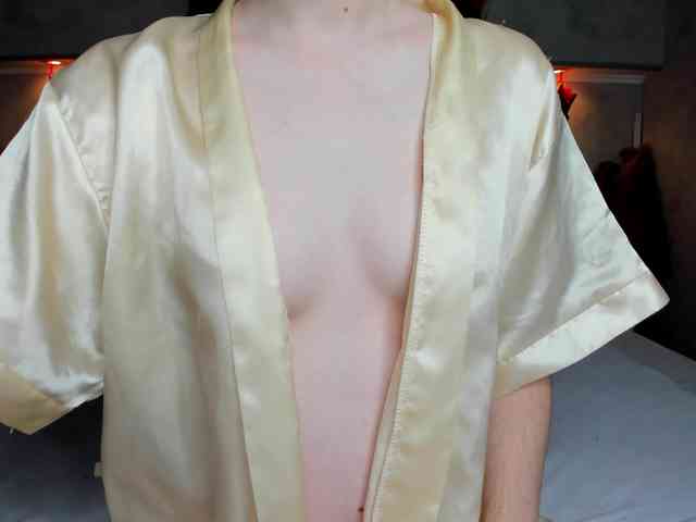 Camilla-Kelly webcam