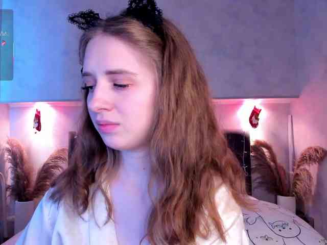 Camilla-Kelly webcam