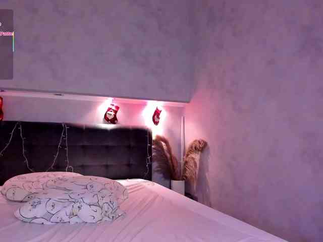 Camilla-Kelly webcam