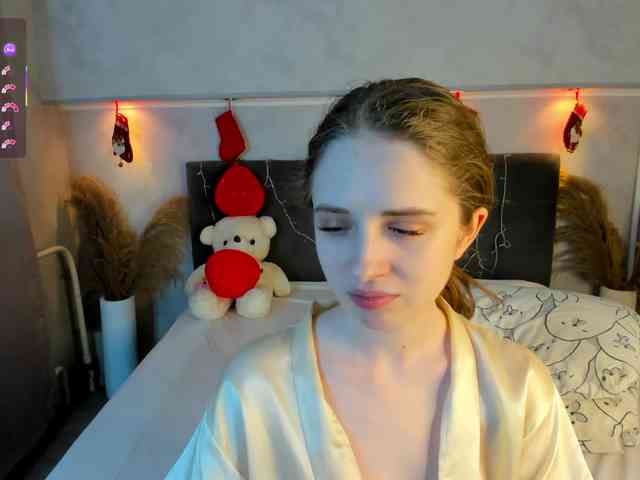 Camilla-Kelly webcam