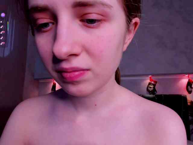 Camilla-Kelly webcam