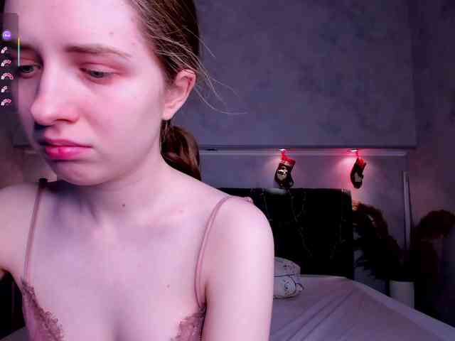 Camilla-Kelly webcam