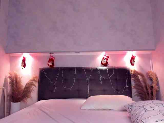 Camilla-Kelly webcam