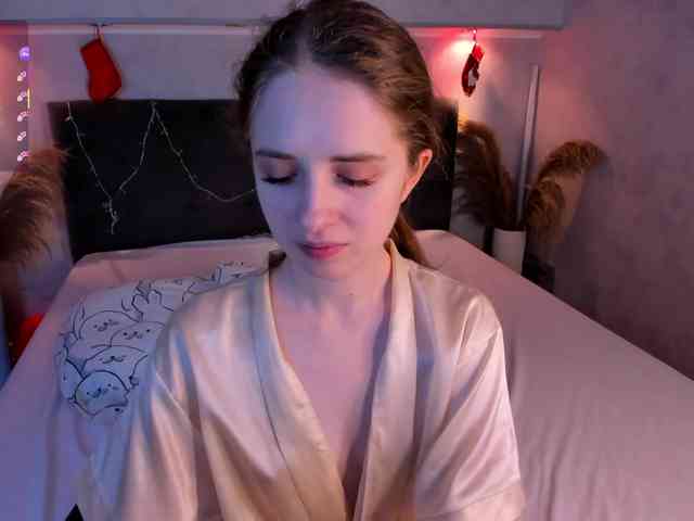 Camilla-Kelly webcam