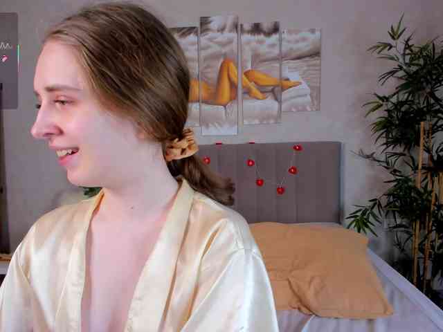 Camilla-Kelly webcam