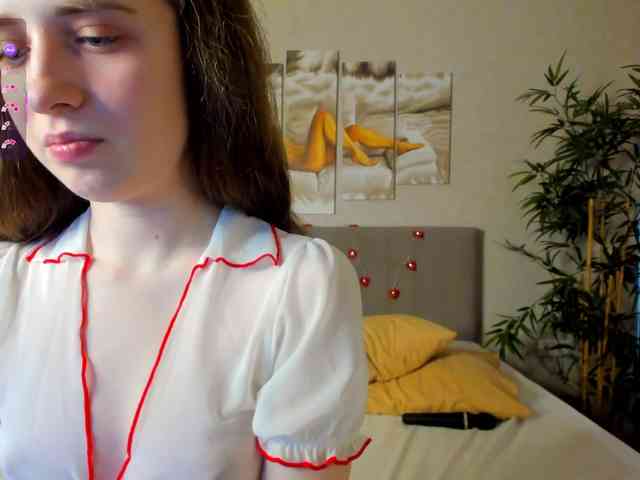 Camilla-Kelly webcam