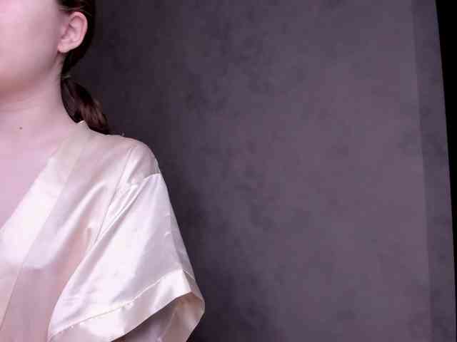 Camilla-Kelly webcam