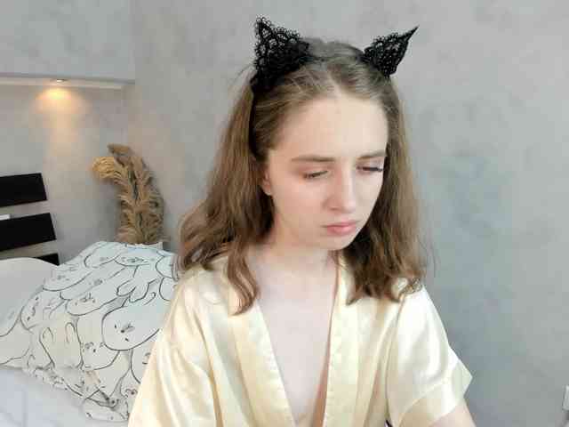 Camilla-Kelly webcam