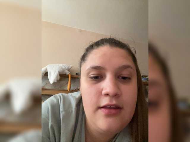 Neisi's BongaCams show and profile