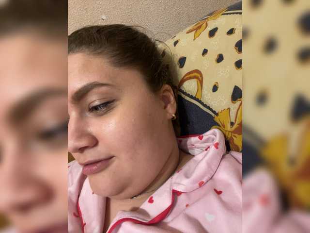 Neisi's BongaCams show and profile