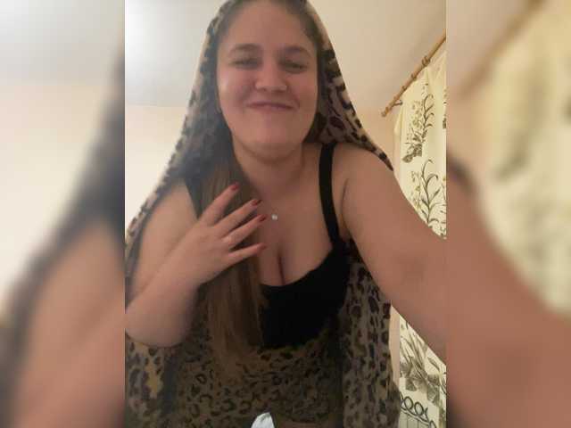 Neisi's BongaCams show and profile