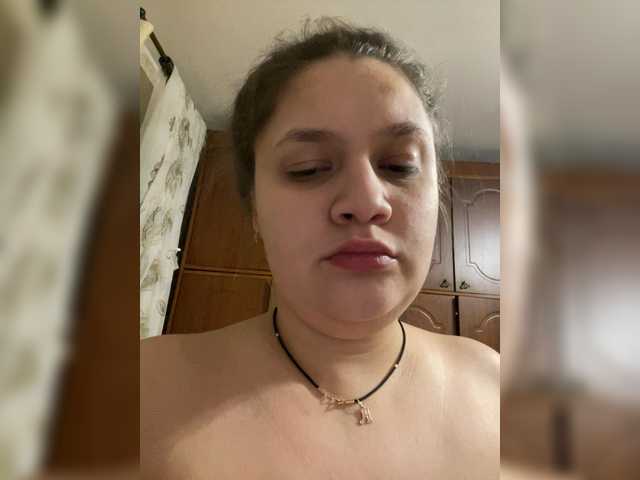 Neisi's BongaCams show and profile