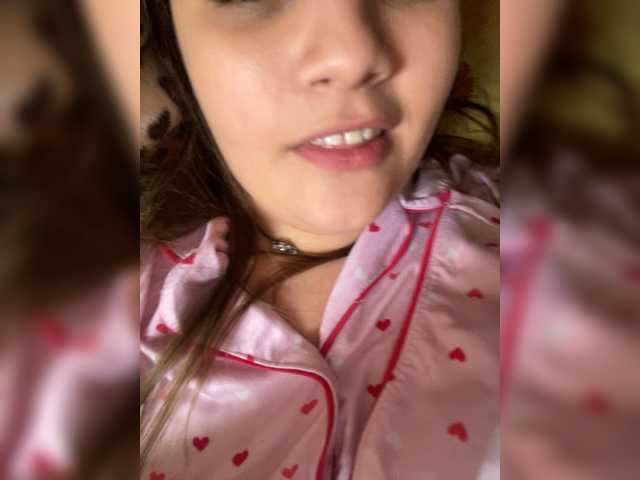 Neisi's BongaCams show and profile