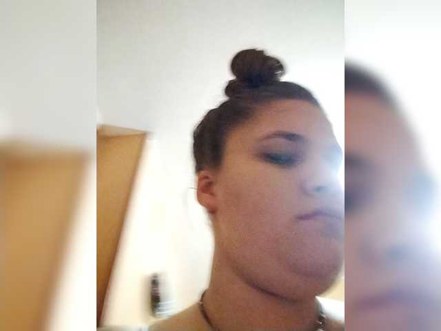 Neisi's Thumb Image