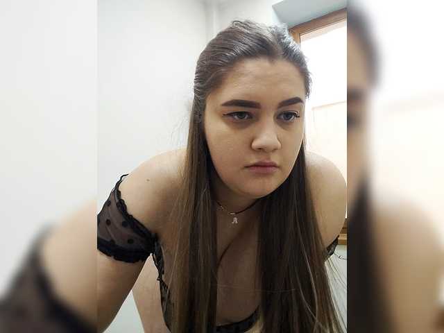 Neisi's BongaCams show and profile