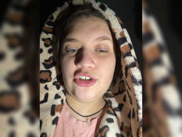 Neisi's BongaCams show and profile