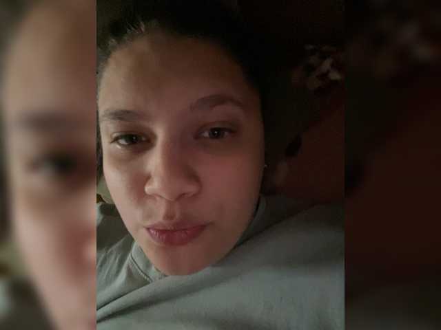 Neisi's BongaCams show and profile