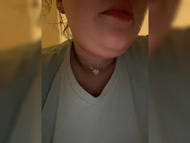 Neisi's BongaCams show and profile