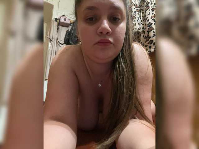 Neisi's BongaCams show and profile