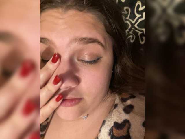 Neisi's BongaCams show and profile