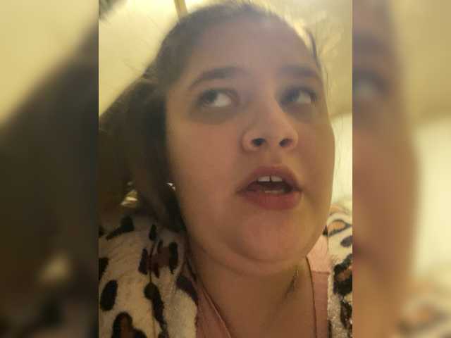 Neisi's BongaCams show and profile