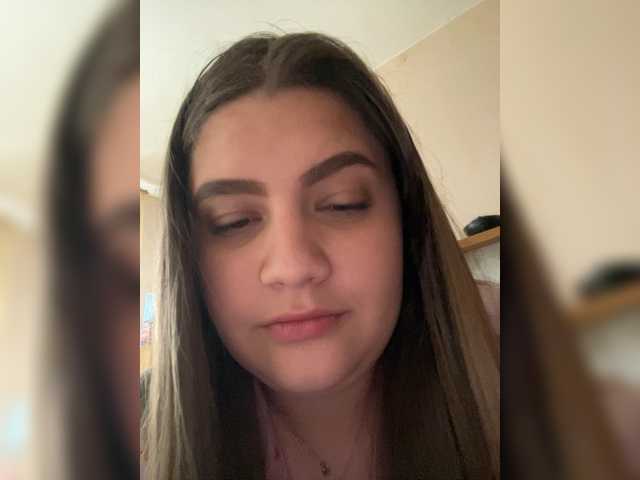 Neisi's BongaCams show and profile