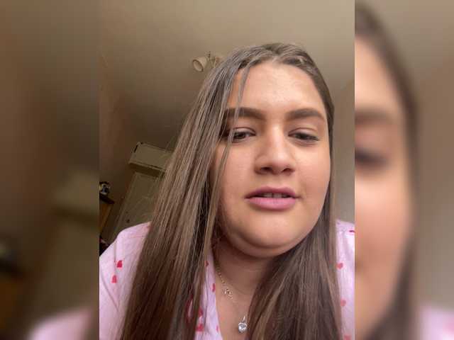 Neisi live cam profile