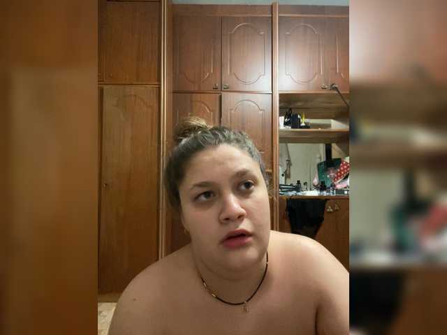 Neisi's BongaCams show and profile