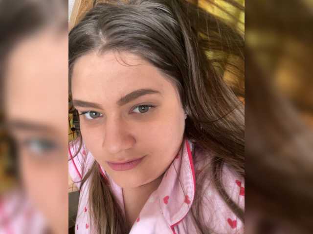 Neisi's BongaCams show and profile