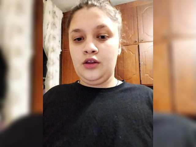 Neisi's BongaCams show and profile